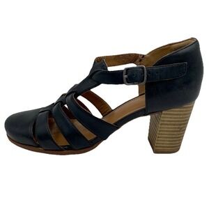 Clarks Artisan Black Leather Strappy Block Heel Sandals Size 8M T-Strap Boho